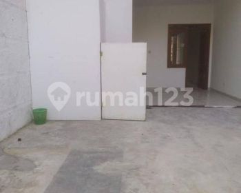 Di sewakan ruko cocok untuk kantor,toko,gudang dll di Antapani