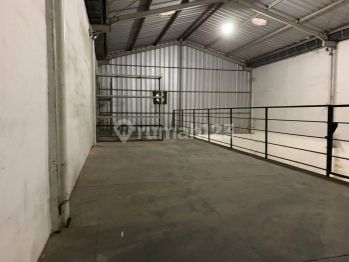 Gudang Multiguna Iconic dekat pintu Tol Cikokol