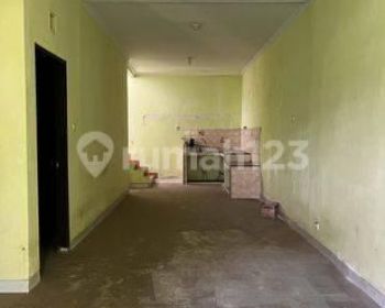 Rumah Minimalis Kondisi Apa Adanya di Griya Sutera Alam Sutera