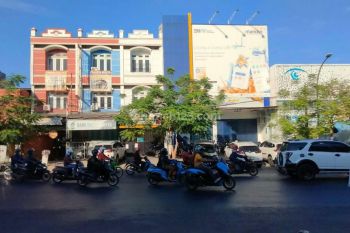 Ruko strategis Jl. Hasanuddin, Gowa. Samping Bank Mandiri