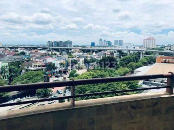 Apt Paladian | 2 unit gandeng | Furnished | Siap Huni