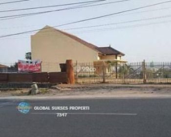 *Tanah Plus Bangunan Villa Strategis di Kota Batu