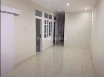 Rumah kotamadya banyak kamar dekat tegalega bandung