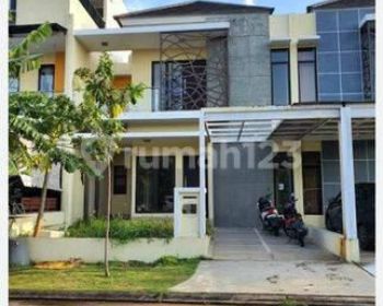 Dijual murah rumah 2 lantai di cluster Arana Harapan indah bekasi