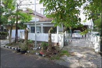 Rumah Strategis Di Sayap Riau Dekat Cafe Bali