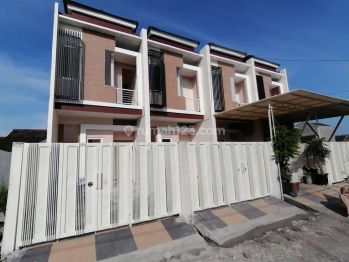 BARU GRESS READY UNIT Rumah Minimalis 2 Lantai Rungkut Surabaya 3 Menit Ke UPN
