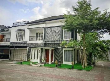 Rumah Mewah Murah Cocok Untuk Keluarga Area Jalan Palagan Dekat Hyatt