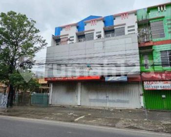 Ruko 3 Lantai di Jalan Poros Jaksa Agung Suprapto, Klojen Kota Malang