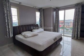 SEWA MURAH Baru Renovasi SEMI FURNISH KT 3+1 unit LOURDES GARDEN French Walk