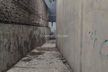 J Disewakan Gudang Super Murah di Kebon Nanas Tangerang.