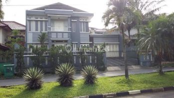 Jual rumah cantik modern Jalan Raya Boulevard Bogor Nirwana
