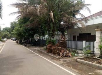 Rumah cempaka putih tengah jual sewa murah