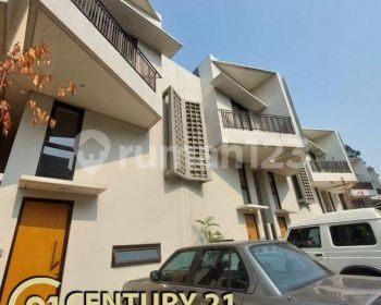 Rumah Mezanine Consept Dekat Kampus UPJ Bintaro 4561