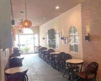 Ruko Boulevard Raya 3 Lantai Lebar 4,5 Meter, Kelapa Gading 028