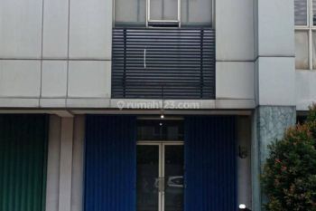 RUKO 2LT BELI LANGSUNG UNTUNG LOKASI DEKAT TOLL ALAM SUTERA.