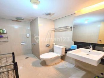 Apartemen Tengah Kota 2br Full Furnish Semua Furnish Baru