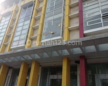 Disewakan ruko 4 lantai bebas banjir parkir luas di kelapa.gading