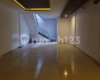 Disewakan Ruko Bagus Siap Pakai di Paskal Jl Pasir Kaliki Bandung