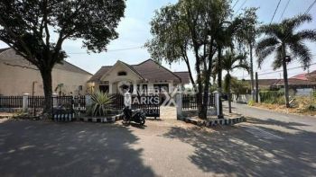 Rumah Luas di Bunga-bunga dekat Kalpataru, Lowokwaru Malang