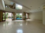 thumbnail-american-classic-house-with-pool-in-pondok-indah-area-6