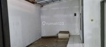 Ruko Mainroad sangat strategis di Batununggal indah Raya