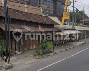 Ruang Usaha Jalan Adisucipto, Yogyakarta