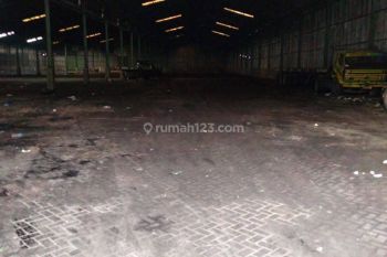 Disewakan gudang di greges Margomulyo Surabaya Jawa timur