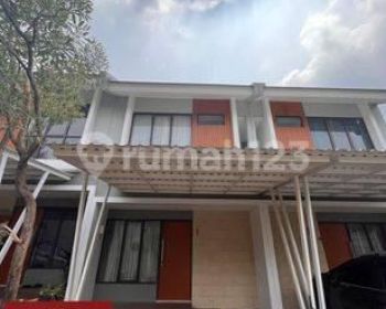 Disewakan Rumah Luxury di Premier Estate 3 Kranggan.