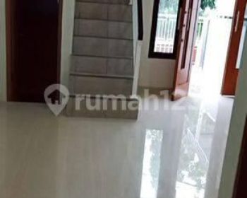 Rumah 2 lantai cakep siap huni di citra raya