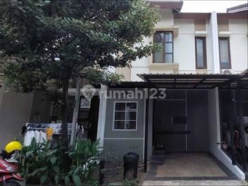 Rumah 2 Lantai SHM Siap KPR Dekat BSD Plaza, Tangerang Selatan J14015