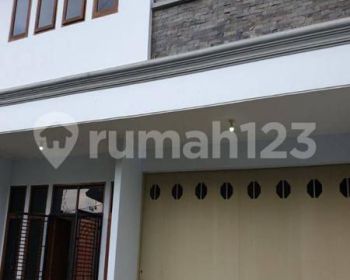 Rumah Disewa Sayap PVJ Siap Huni Dekat Kampus Maranatha