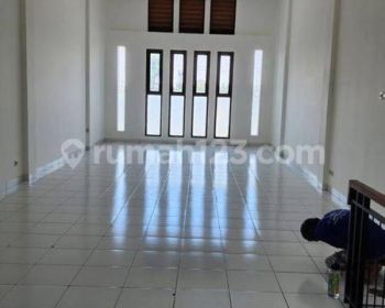 Ruko Disewa Strategis 3.5 Lantai di Mainroad Mekar Wangi