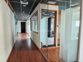 Sewa Murah Kantor Semi Furnish di Axa Tower 191 M2, Hrg Nego
