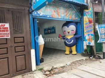 RUKO PINGGIR JALAN KATAMSO MEDAN 3 LANTAI