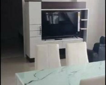 Sewa apartemen puncak dharmahusada unit baru bagus belum pernah dipakai