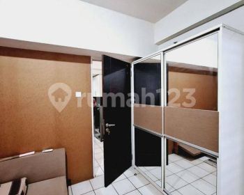 1 BR+ Bukan Studio  apartemen metropolis dekat Ubaya