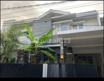 Rumah cantik  bisa untuk kantor dan usaha di Bintaro  Jaya Sektor 9