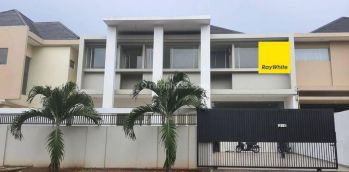 Harus Closing Rumah Megah di Kota Wisata, Cibubur