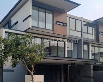 Rumah di Lyndon Nava Park BSD City