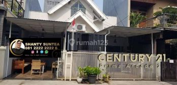 Rumah Siap Huni 2 Lantai Dijual Cepat di Sektor 5 Bintaro Ra 11622