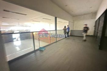 GUDANG DITENGAH KOTA SOLO SIAP PAKAI
