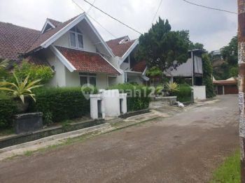 Di sewakan u/ R tinggal /kantor lokasi Turangga 2 Lantai SHM