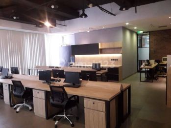 Office Space Soho Capital Central Park Jakbar Lt 17