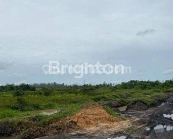 Tanah Luas Pinggir sungai