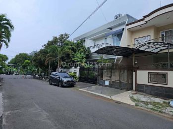 Rumah Cluster Strategis Puri Indah Kembangan Jakarta Barat