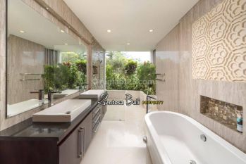 Villa Modern Minimalis di Balangan Jimbaran Lingkungan Villa