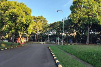 Tanah Kotak di Bsd, Tangerang 240 m²