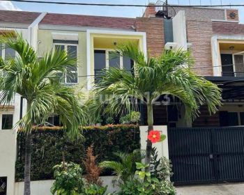 Rumah luas tanah 144m2 3 kamar tidur 2 Lantai Bagus SHM di Cluster ifolia kota