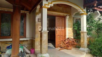 Rumah di Komp AU Jatiwaringin Jakarta Timur 1 Lantai Bagus SHM