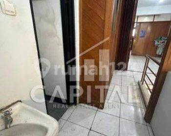 Dijual Ruko 3 Lantai Strategis di Sayap Karapitan, Bandung